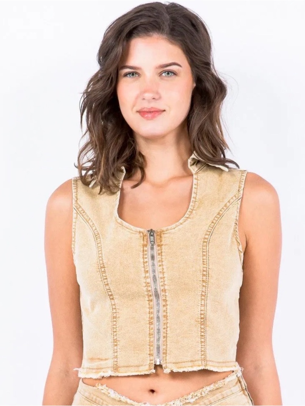 American Bazi Beige Zipper Front Cropped Vest